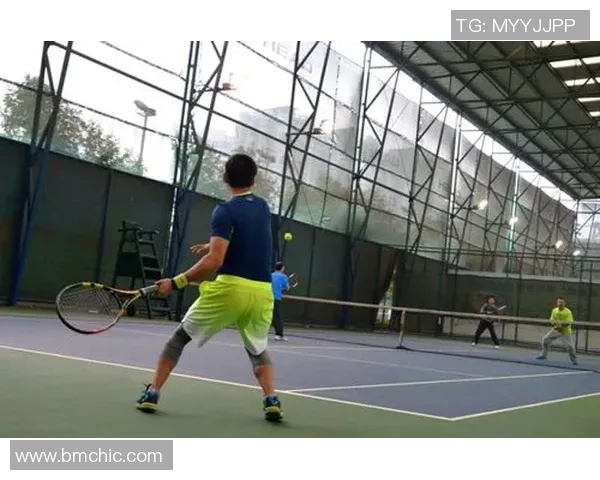 重庆网球队在精英赛中的战术表现分析与总结 重庆网球队在精英赛中的战术表现分析与总结