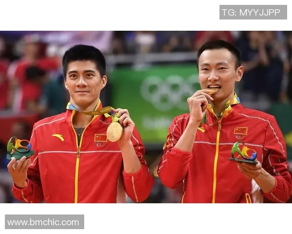 南京羽毛球队与上海羽毛球队赛后战术分析与复盘探讨